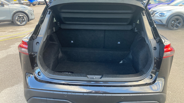 Nissan Qashqai 1.3 DiG-T MH 158 Acenta Premium 5dr Xtronic Petrol Hatchback